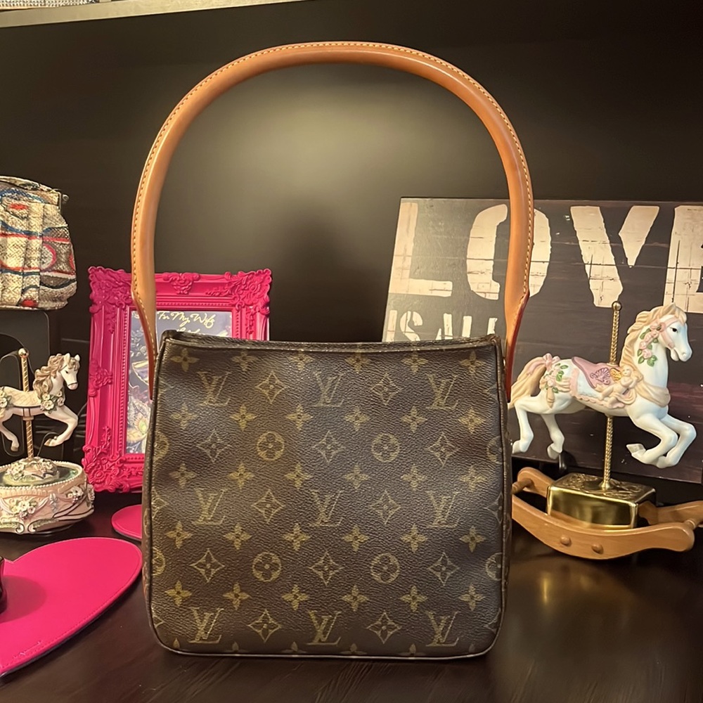 SOLD!!!!! Authentic Louis Vuitton Mini Loop Handbag - Picture 2 of 13